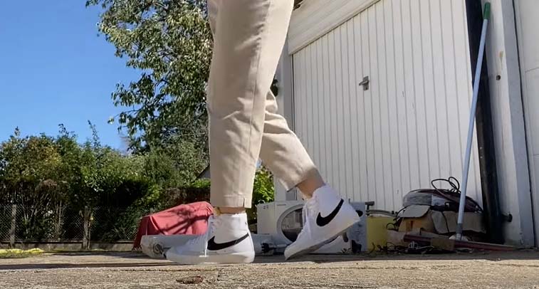 Can Men Wear Nike Blazers With Leggings?